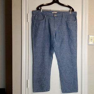 Levi's ladies Capri, Lightweight boyfriend demin jeans